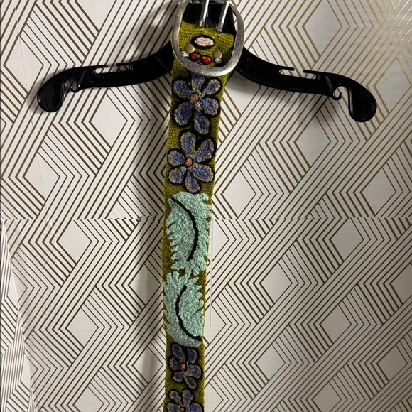 Jenny Krauss wool belt Floral Embroidered Belt with Buckle made in Peru size L - Picture 1 of 14